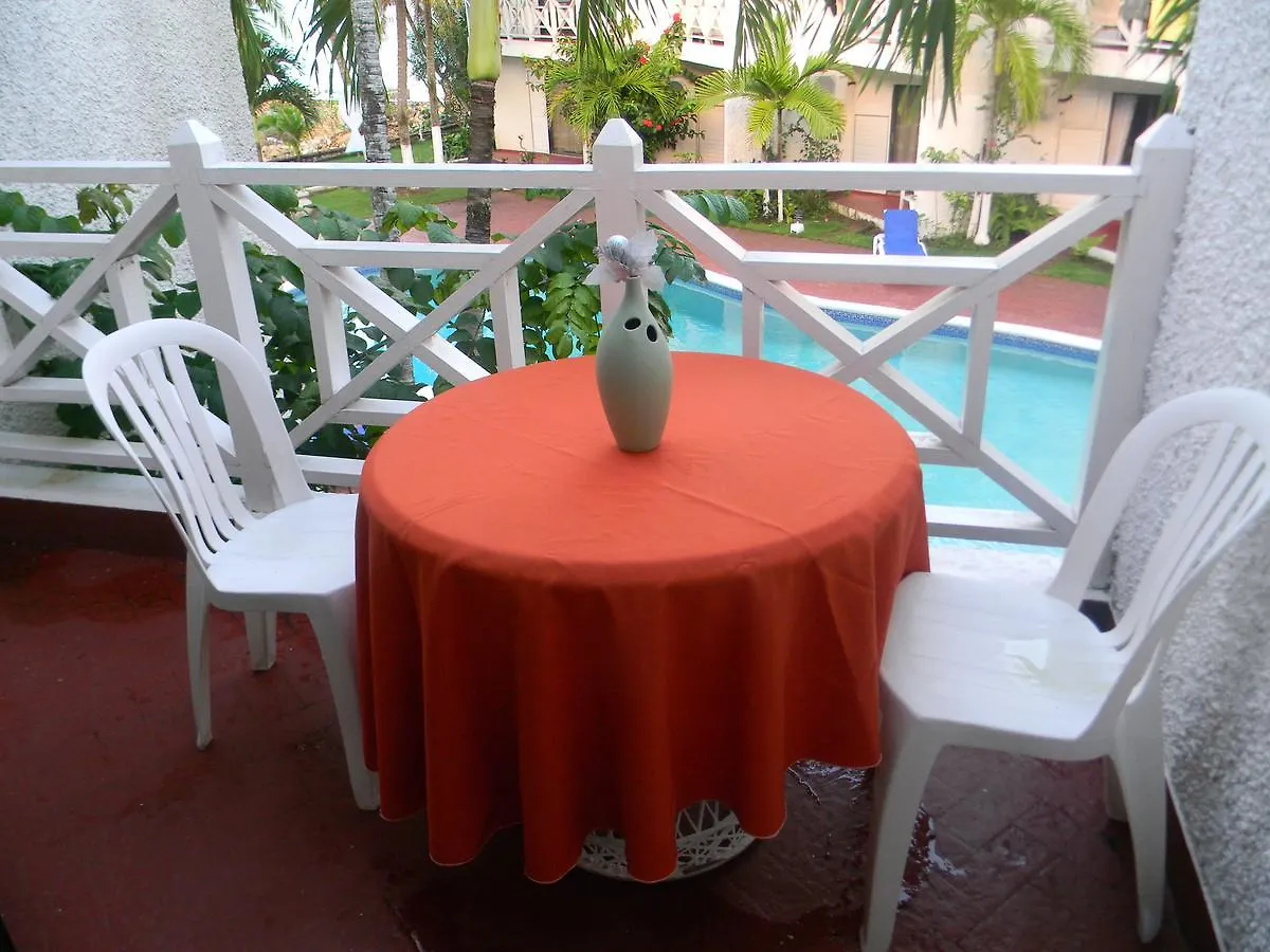 Chrisanns Beach Villa Serene Ocho Rios